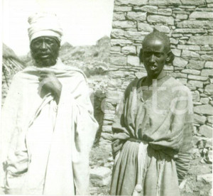 Fotografia d epoca originale 1936 EGHIR ERIVA  ETIOPIA AOI Il ras con sua moglie Fotografia RIFILATA 1