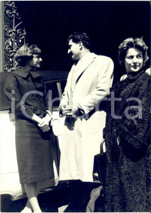 1958 ROMA Hamid Reza PAHLAVI in partenza con la moglie *Foto 13x18 cm