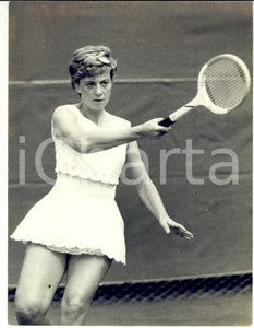 Fotografia d epoca originale 1980 ca TENNIS Ritratto della giocatrice ROSSI in partita Foto 18x24 cm 1