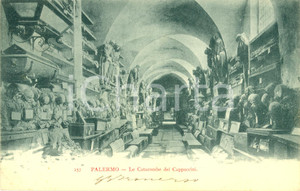 Cartolina originale da collezione 1900 PALERMO L'interno delle CATACOMBE dei Cappuccini *Cartolina FP VG 1