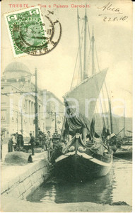 Cartolina originale da collezione 1910 TRIESTE Riva e Palazzo CARCIOTTI Cartolina ANIMATA barche FP VG 1