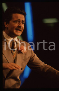35mm vintage slide* 1988 FESTIVAL DI SANREMO Beppe GRILLO in scena RAI UNO (36)