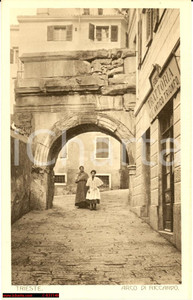 Cartolina originale da collezione Trieste anni '20 Trattoria Antico Trionfo *Animata 1