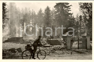 Fotografia d epoca originale 1940 ca CARELIA Rovine di chiesa distrutta da truppe sovietiche FOTO 1