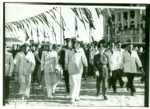 Fotografia d epoca originale 1939 MALAGA SPAGNA L arrivo trionfale di Galeazzo CIANO Telefoto 1