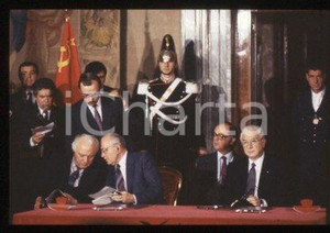 35mm vintage slide* 1990 ca QUIRINALE Mikhail GORBACHEV & Francesco COSSIGA (13)