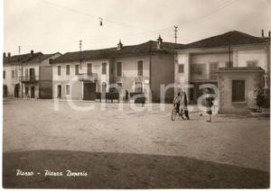 Cartolina originale da collezione 1955 ca PIOZZO CN Piazza DAPERIS Trattoria PIEMONTE Animata Cartolina FG VG 1