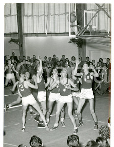 1953 LUGANO BASKET - SVIZZERA-ITALIA 47-60 Azione sotto il canestro *Foto 13x18 