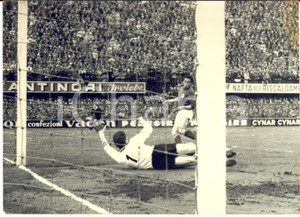 1960 FIRENZE CALCIO FIORENTINA-JUVENTUS 1-0 Tiro di Miguel MONTUORI *Foto 18x13