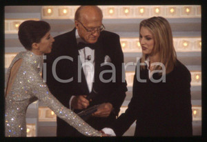 Fotografia d epoca originale 1998 Festival SANREMO Raimondo VIANELLO Annalisa MINETTI 35mm vintage slide 2 1