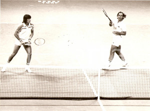 Fotografia d epoca originale 1982 MILANO Tennis CUORE CUP Adriano PANATTA Paolo BERTOLUCCI Doppio Fotografia 1