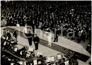 Fotografia d'epoca originale 1933 ROMA Serata di gala SCHERMA all'Augusteo Foto 1