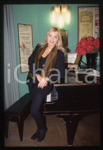 35mm vintage slide* 1988 ca ITALY Portrait of an actress Alessandra CARELLA (26)