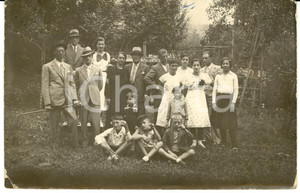 Fotografia d epoca originale 1934 VERZEGNIS UD Scorcio panoramico con i cugini Cella VERA FOTO 1