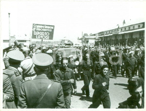 Fotografia d epoca originale 1937 ADDIS ABEBA ETIOPIA AOI Manifestazione dei lavoratori per il XXI APRILE 1