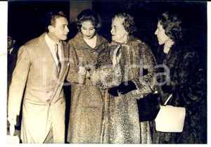 1959 TRIESTE Federico di Windisch-Grätz e Dorotea d'ASSIA prima delle nozze Foto