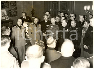 Fotografia d epoca originale 1942 BERLINO Hans OBERLINDOBER da Dino ALFIERI Mutilati italiani e tedeschi 1