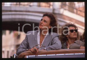 35mm vintage slide*1995 VENEZIA Jacqueline BISSET a bordo di un motoscafo (1)