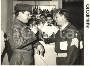 1956 NAPOLI Sosta corpo polizia internazionale - Magg. BERENTSEN e Race SORENSEN