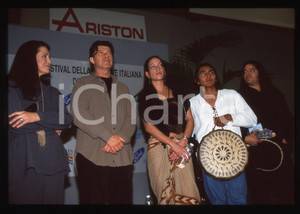 35mm vintage slide* 1995 SANREMO Robbie ROBERTSON Rita COOLIDGE Ritratto (10)