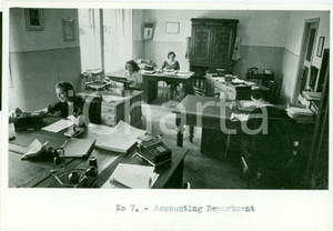 Fotografia d epoca originale 1950 MILANO ContabilitÃ  C.E.T. srl Costruzioni elettromeccaniche telefoniche 1