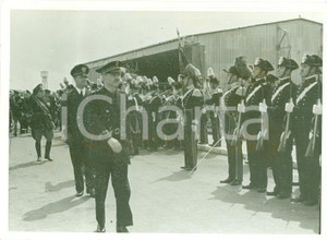 Fotografia d epoca originale 1939 OSTIA Ministro Ramon SERRANO SUNER rivista esercito all IDROSCALO Foto 1