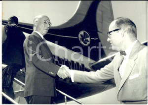 1957 ROMA Ambasciatore James ZELLERBACH in partenza per gli Stati Uniti - Foto