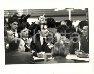 1987 MILANO Borsa Italiana - Momenti di frenesia *Fotografia VINTAGE 25x20 cm