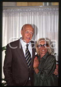 Fotografia d epoca originale 1996 MILANO Raimondo VIANELLO Sandra MONDAINI 35mm vintage slide 19 1