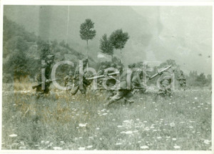 Fotografia d epoca originale 1939 GRANDI MANOVRE Avanzata della Compagnia Artiglieria reggimentale FOTOGRAFIA 1