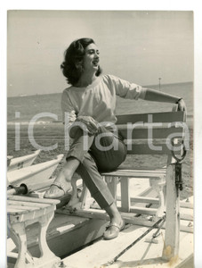 1954 MOSTRA DEL CINEMA DI VENEZIA Attrice Marisa CORAL sul lungomare del Lido