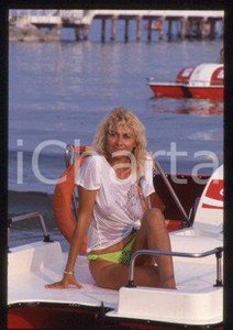 35mm vintage slide* 1985 ca ITALIA Rossella GARDINI in costume da bagno (54)