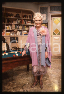 35mm vintage slide* 1990 RAI 2 - Caterina BORATTO a VILLA ARZILLA (33)