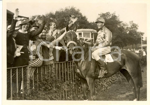 Fotografia d epoca originale 1938 TREMBLAYENFRANCE Fete hippique des Artistes  Albert PREJEAN a cavallo 1