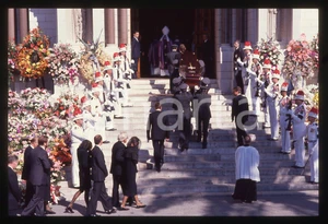 Fotografia d epoca originale 35mm vintage slide 1990 PRINCIPATO DI MONACO Funerali di Stefano CASIRAGHI 45 1