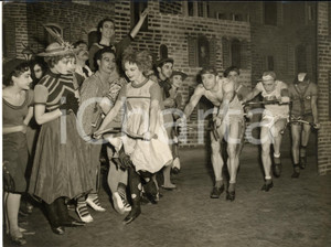 1954 LONDON Rehearsal of Alfred Rodrigues ballet "Café des Sports" - Maryon LANE