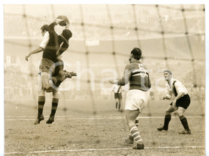 1960 CALCIO Serie A - INTER-SAMPDORIA 0-0 Parata alta di Ugo ROSIN *Foto 24x18