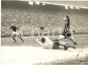 1961 MILANO CALCIO INTER-ROMA 3-1 Eddie FIRMANI perde un'occasione - Foto 24x18