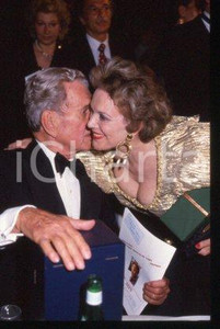 35mm vintage slide* 1981 ca CANNES Joseph COTTEN and wife Patricia MEDINA (29)