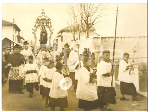 Fotografia d epoca originale 1940 ca PIEMONTE ? Madonna in processione con il vescovo Foto DANNEGGIATA 1