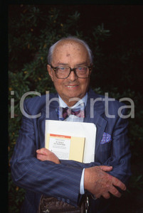 35mm vintage slide* 1997 ITALIA Vittorio OREFICE Ritratto del giornalista (2)