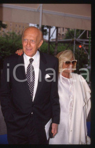 Fotografia d epoca originale Raimondo VIANELLO Sandra MONDAINI  TELEGATTI 1990 35 mm vintage slide 4 1