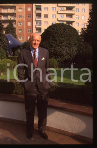 Fotografia d epoca originale Raimondo VIANELLO  Evento in villa  1995 ca 35 mm vintage slide 60 1