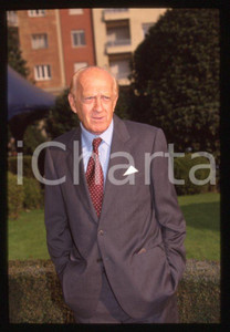 Fotografia d epoca originale Raimondo VIANELLO  Evento in villa  1995 ca 35 mm vintage slide 63 1