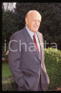Fotografia d epoca originale Raimondo VIANELLO  Evento in villa  1995 ca 35 mm vintage slide 89 1