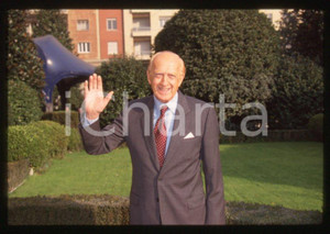 Fotografia d epoca originale Raimondo VIANELLO  Evento in villa  1995 ca 35 mm vintage slide 114 1