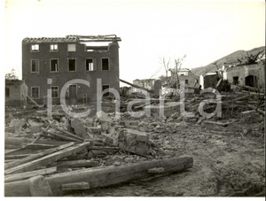 Fotografia d epoca originale 1957 ROBECCO PAVESE Veduta del paese distrutto dal tornado Foto CARRARO 1