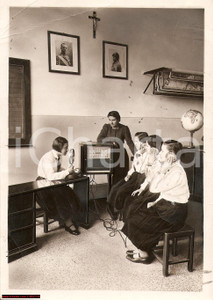 Fotografia d'epoca originale 1939 Esperimenti tono di voce Vibratore PACCHETTI MONTI 1