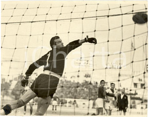 Fotografia d epoca originale 1939 MILANO Calcio MILANROMA 30 Parata del portiere 1