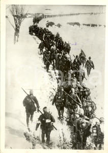 Fotografia d epoca originale 1942 CINA Guerra CINOGIAPPONESE Truppe nipponiche marciano nella neve Foto 1